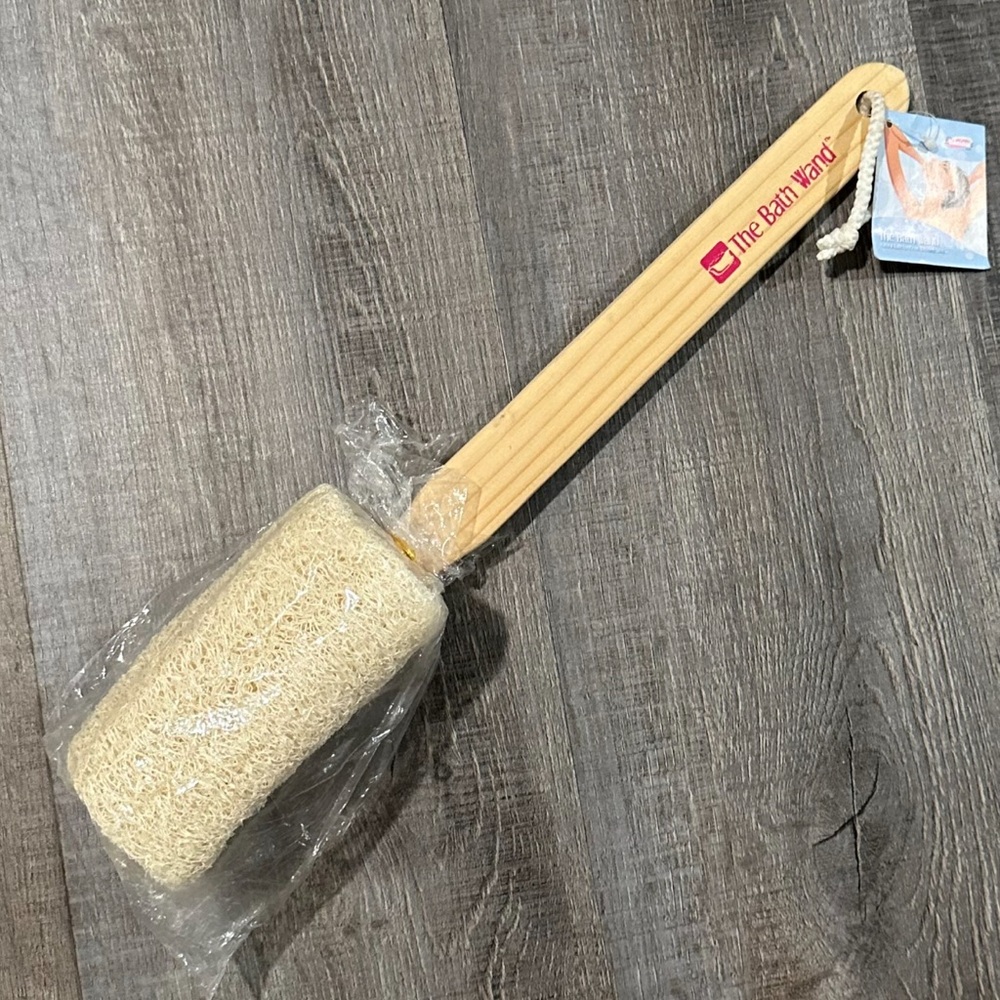 💞 New 15” Loofah and Wood Bath Wand
